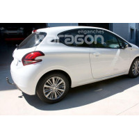 Фаркоп ARAGON на PEUGEOT 208 2012–  Арт. E4727AA 
